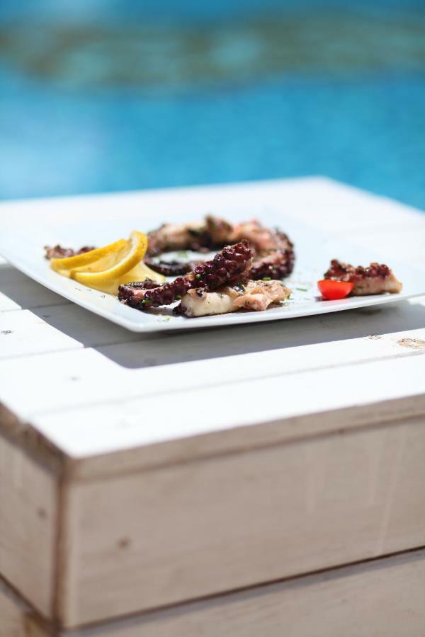 Salena Beach Hotel Приморско Экстерьер фото