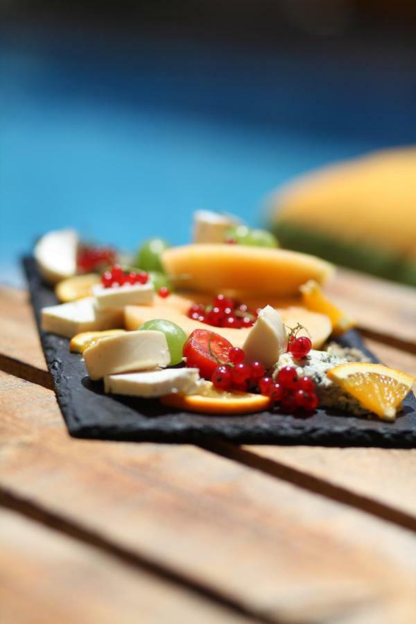 Salena Beach Hotel Приморско Экстерьер фото
